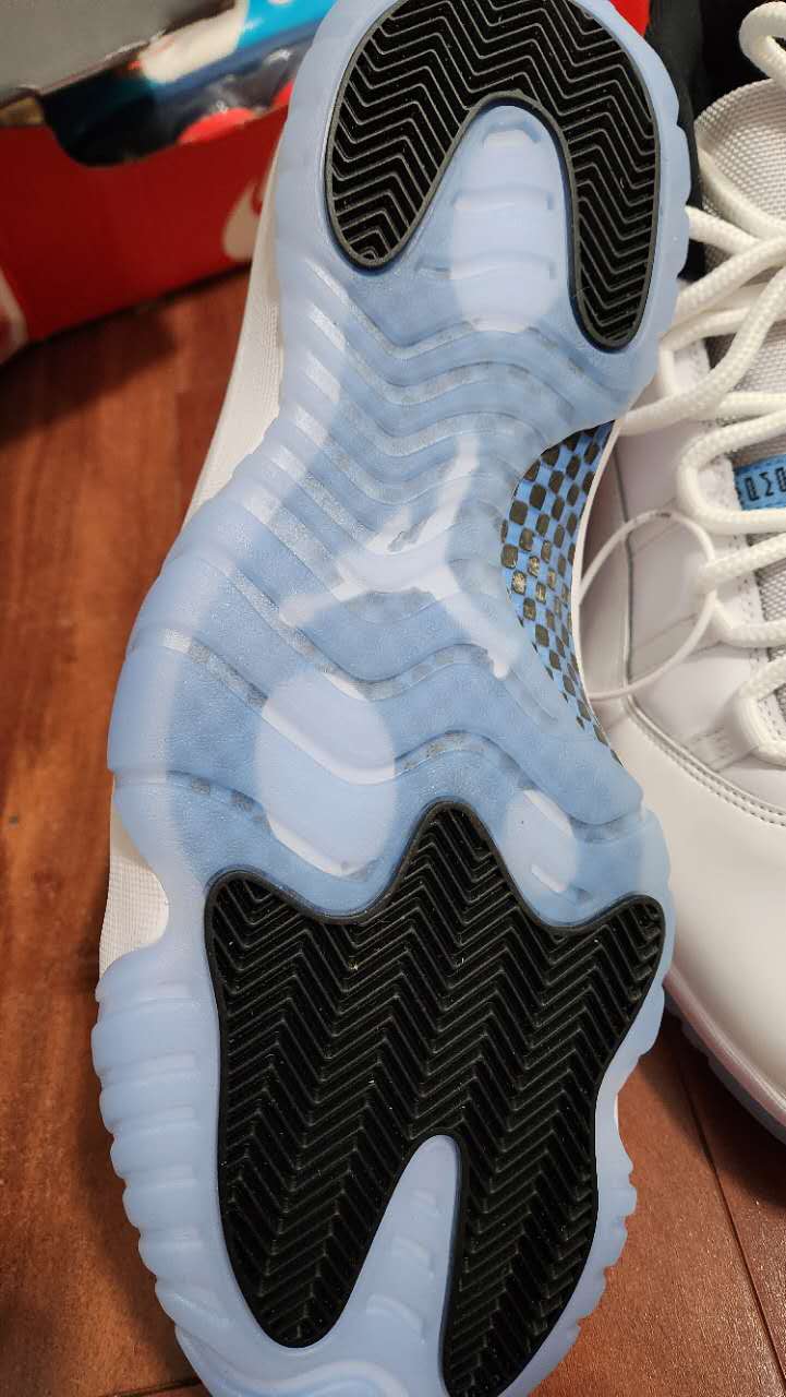 Air Jordan 11 Retro Legend Blue
