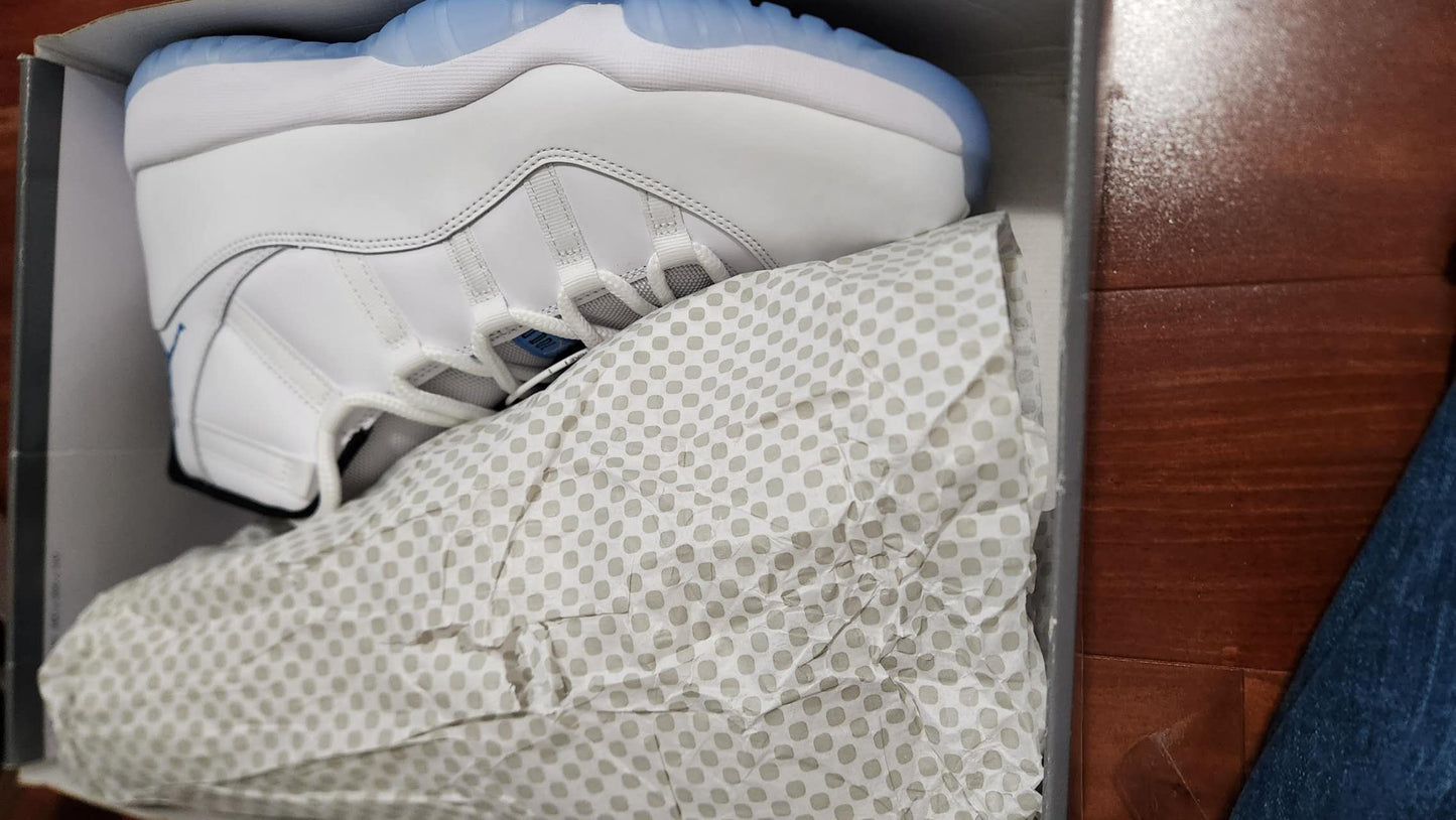 Air Jordan 11 Retro Legend Blue