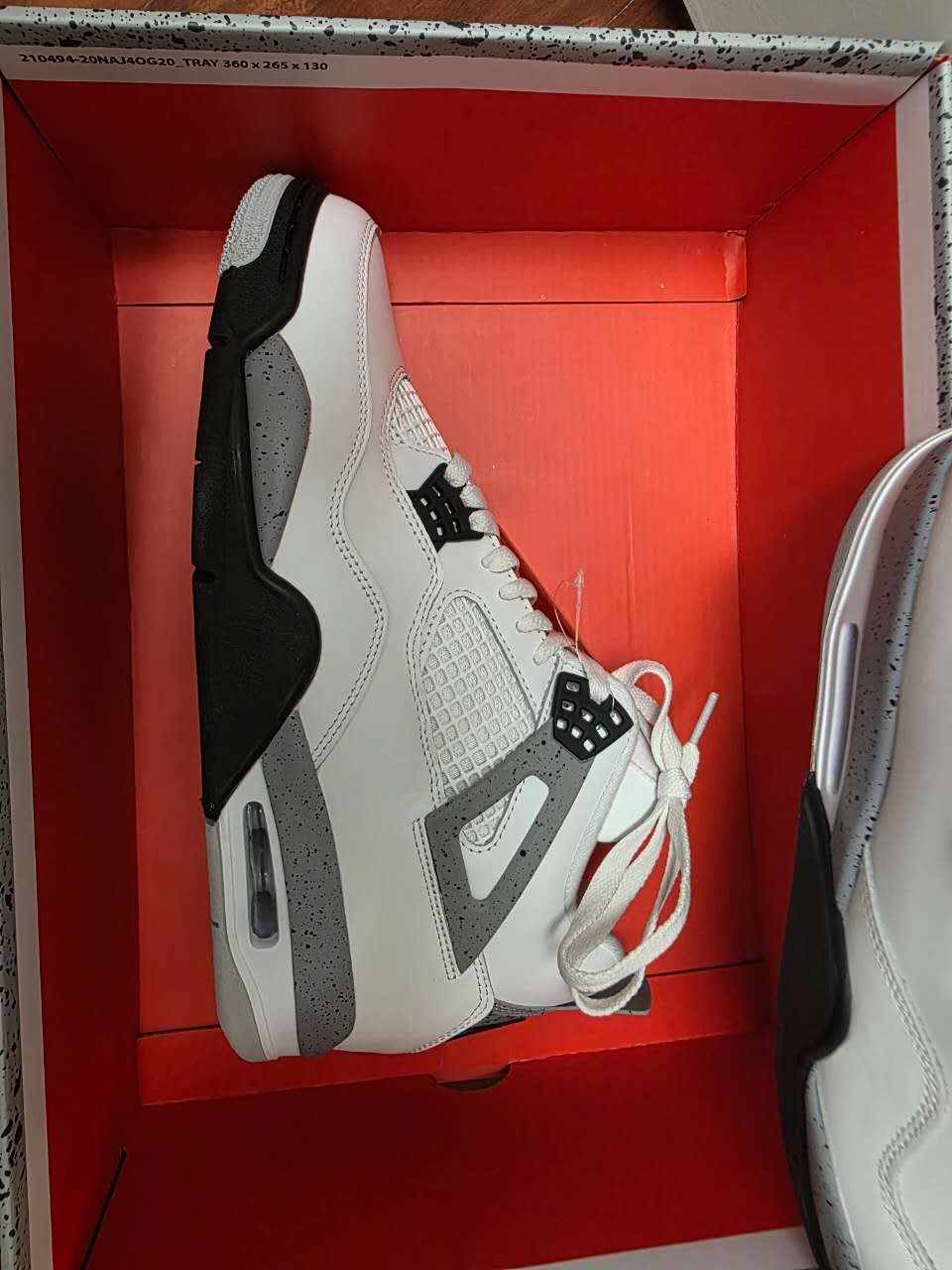Air Jordan 4 Retro White Cement 2025