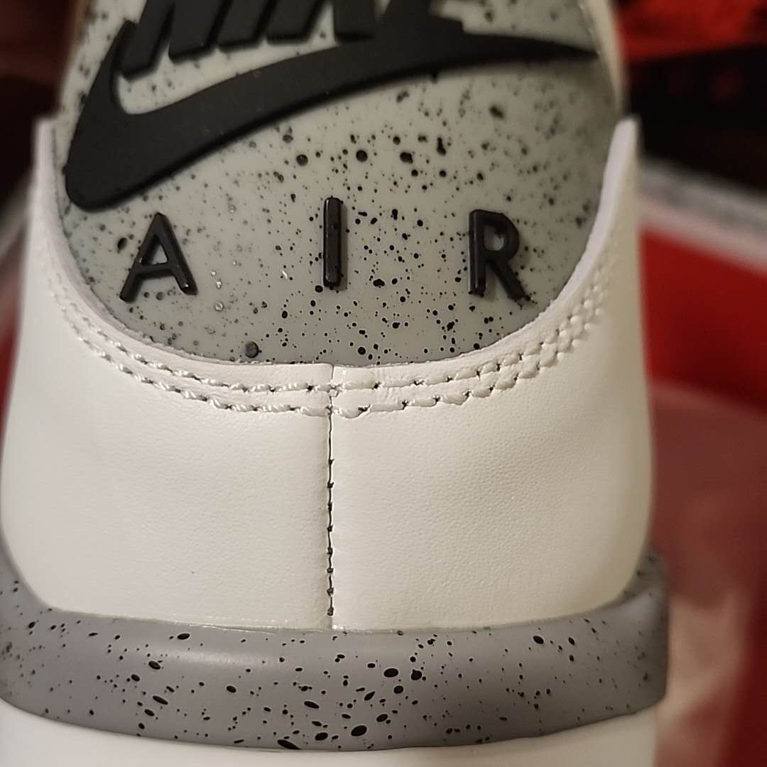 Air Jordan 4 Retro White Cement 2025